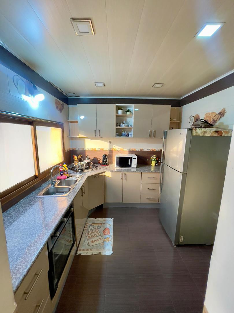 Une Très Belle Appartement F5 a vendre .