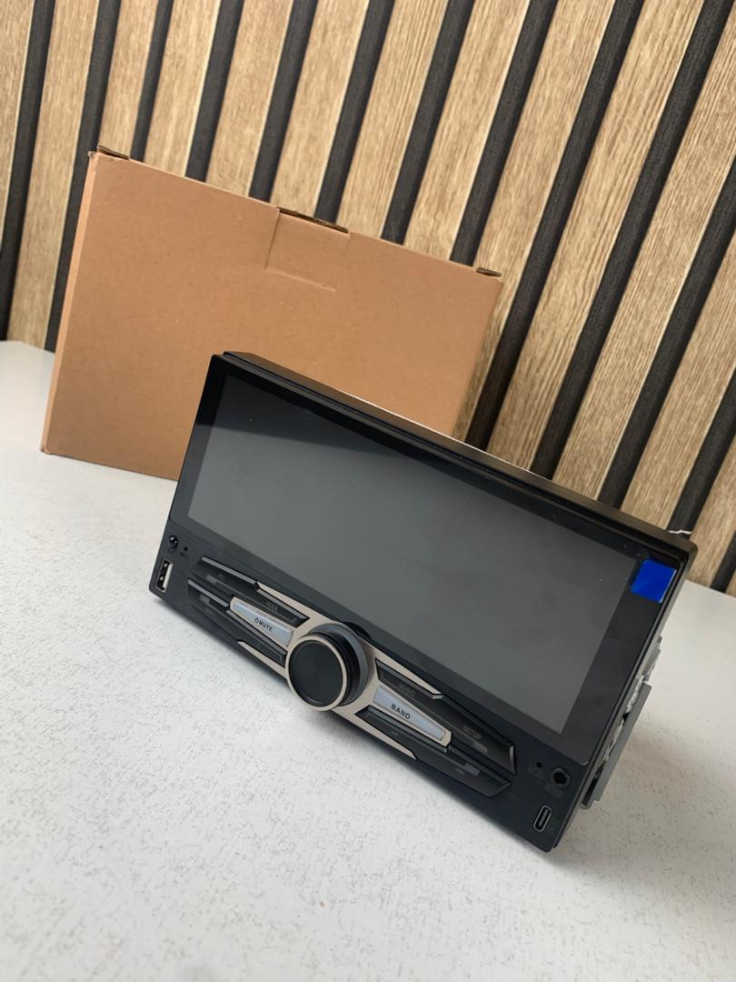 Autoradio MP5 universel pour voiture 6.86 pouces avec fonction Carplay Android Auto – جهاز راديو سيارة