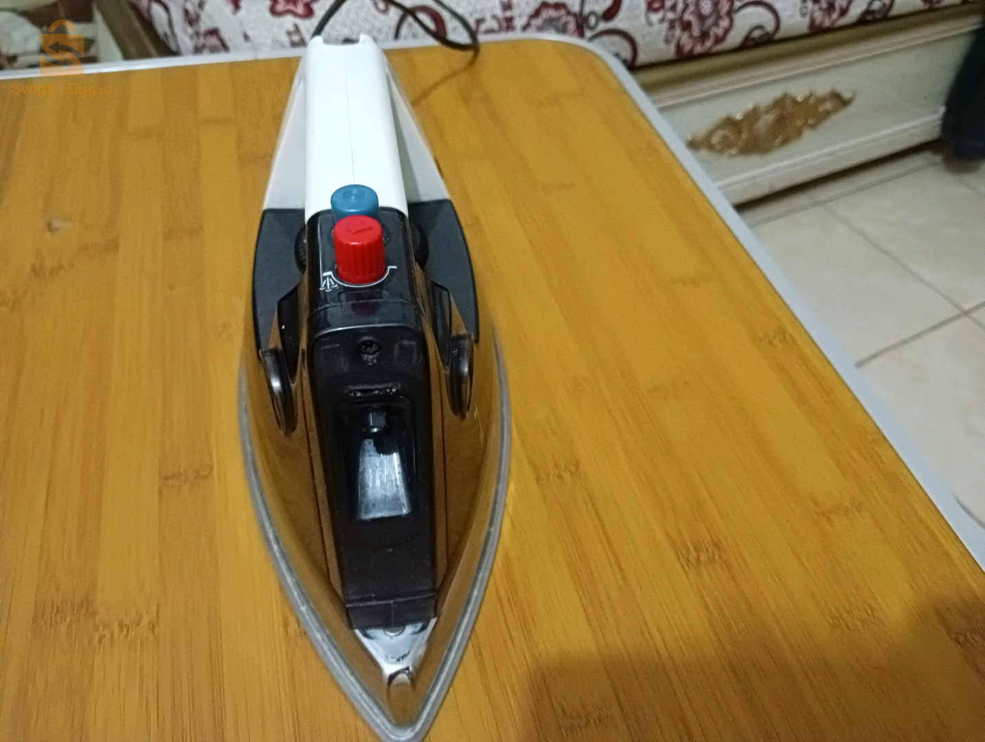 حديد ملابس