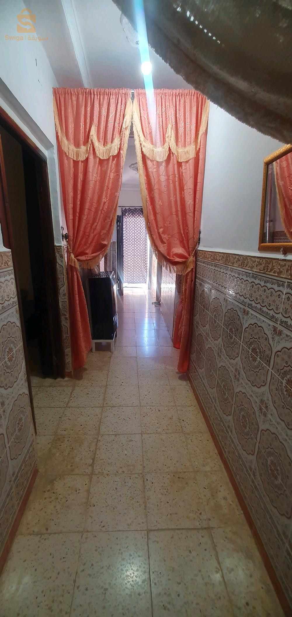 حي تونسي 120مسكن اغلال فيها ثلاث غرف و كوزينة و حوش كبير