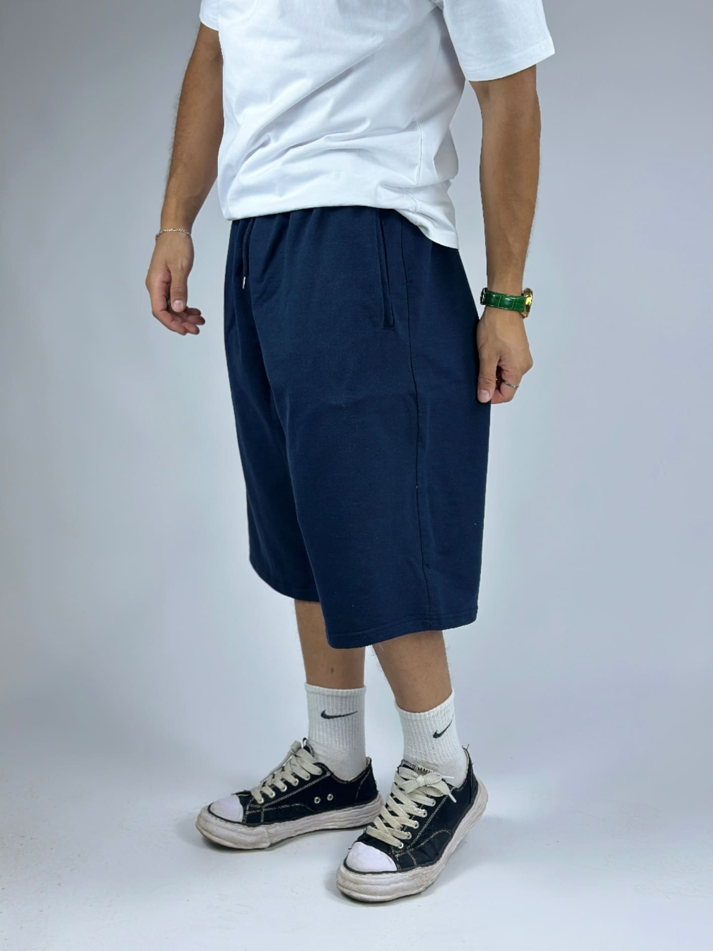 Wide Short  Oversized
