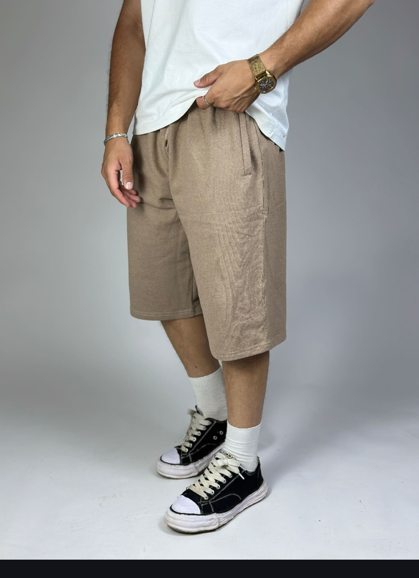 Wide Short  Oversized