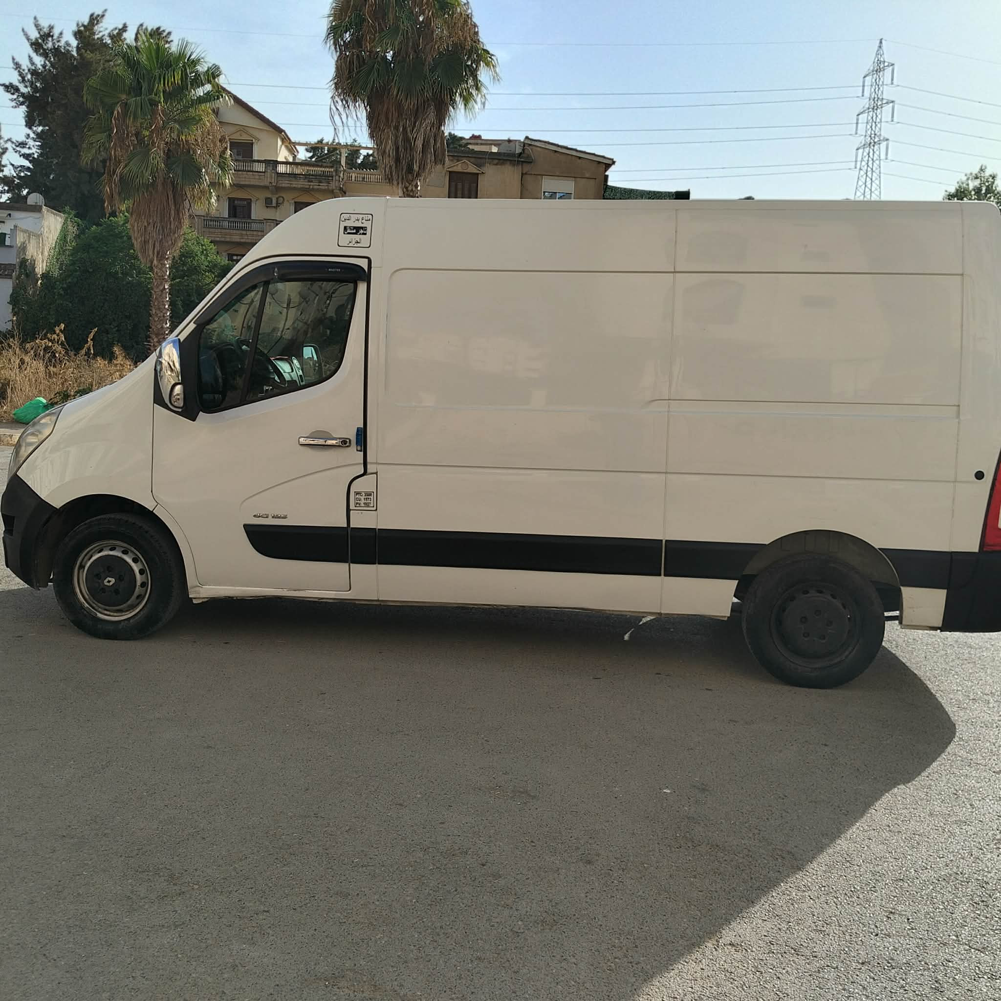 رينو 2014 الجزائر