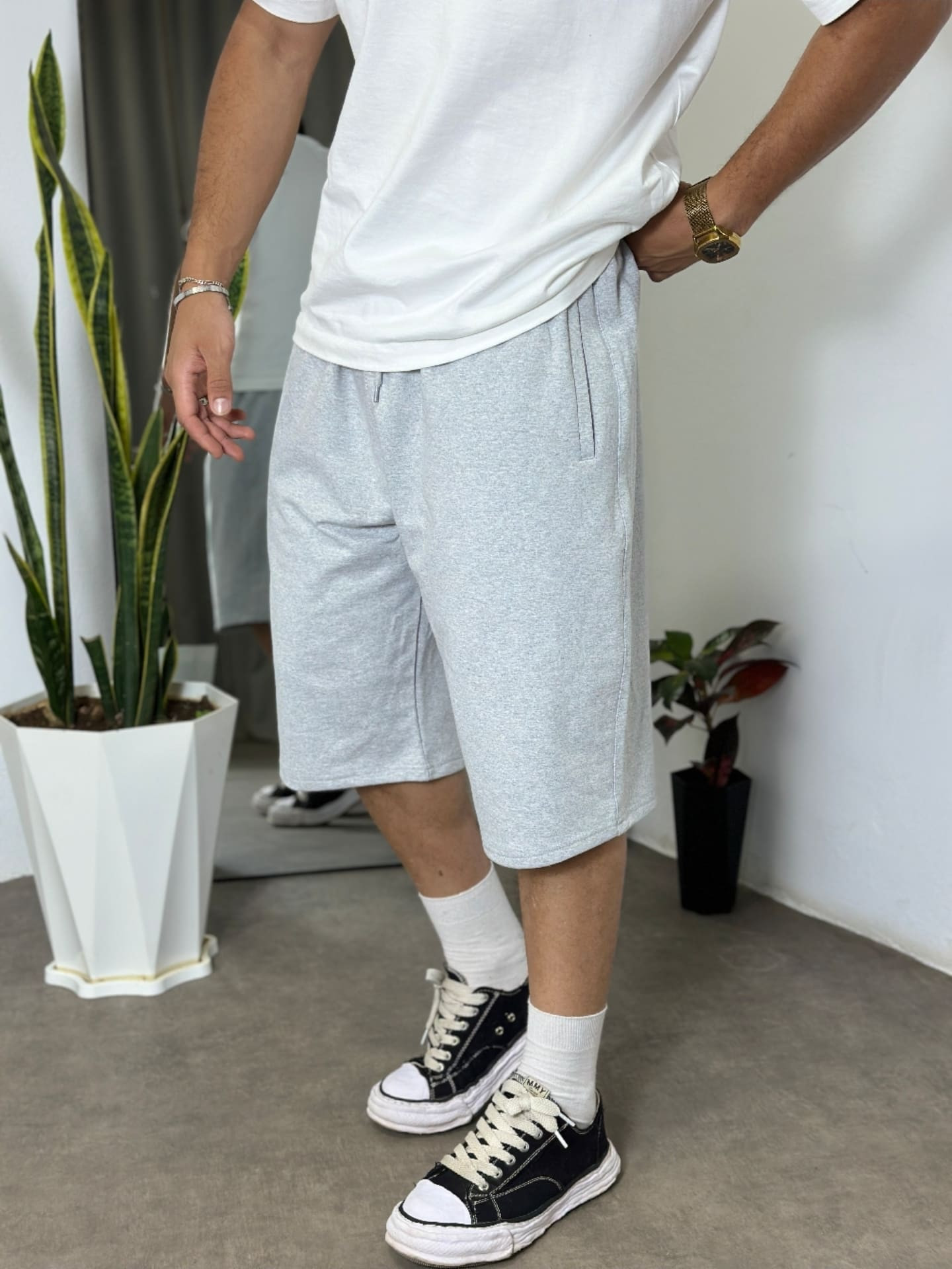 Wide Short  Oversized