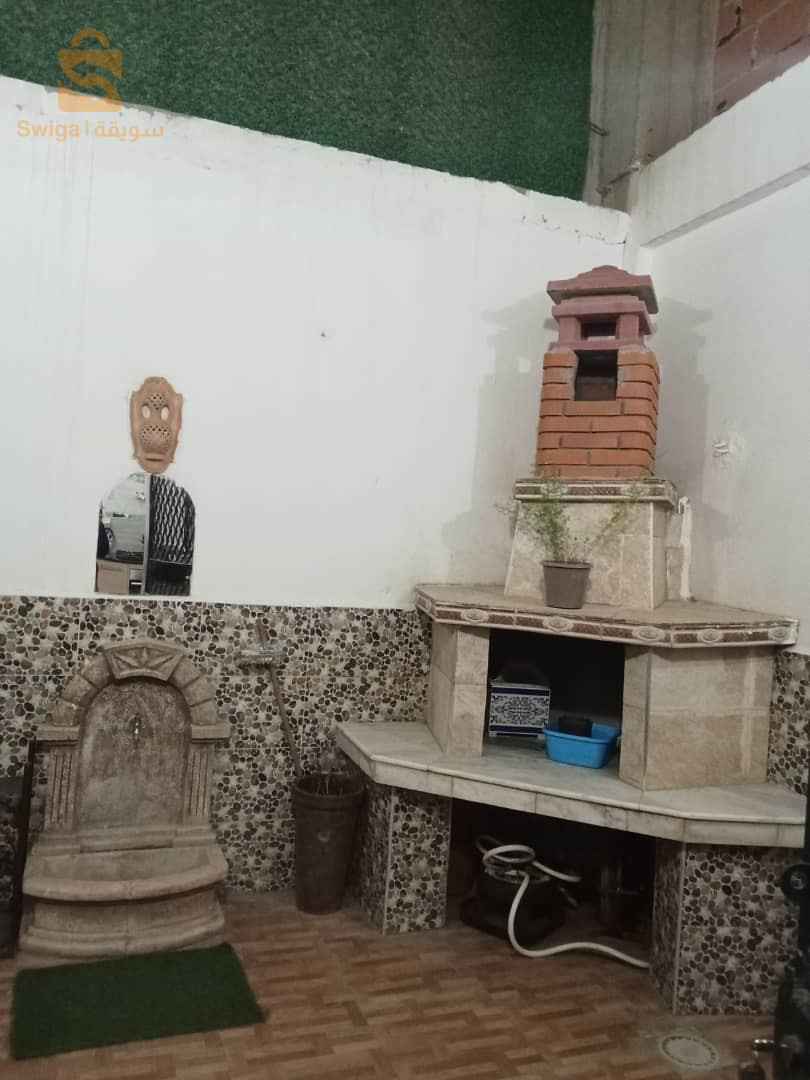 للبيع منزل مميز 142م² بطابقين مع سطح مجهز واستوديو ومرآبين – برج بوعريريج