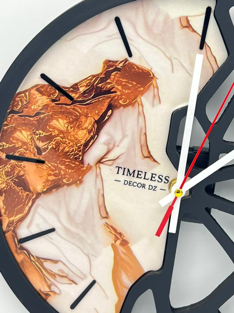 Horloge murale effet cuivrée