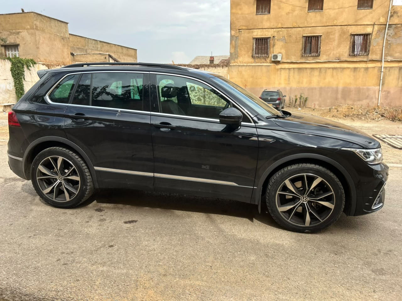 Volkswagen Tiguan 2024 AIN DEFLA